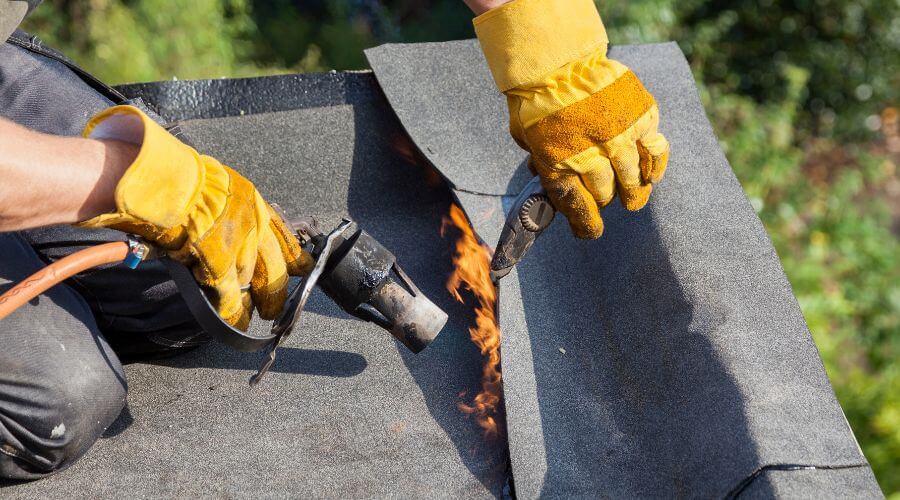 Expert Emergency Roof Repairs services in Mocksville, NC